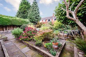 Photo 25- click for photo gallery